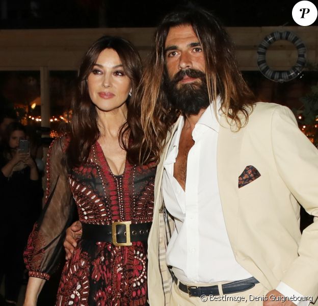 Monica Bellucci et son compagnon Nicolas Lefebvre - Arrivées à la soirée "Dior Vogue" chez "Fred l'écailler" lors du 72ème Festival International du Film de Cannes. Le 15 mai 2019 © Denis Guignebourg / Bestimage