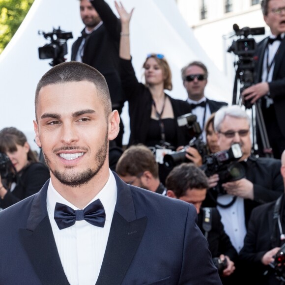 Baptiste Giabiconi (habillé en Tommy Hilfiger) assiste à la montée des marches du film "Rocketman" lors du 72ème Festival International du Film de Cannes. Le 16 mai 2019 © Jacovides-Moreau / Bestimage