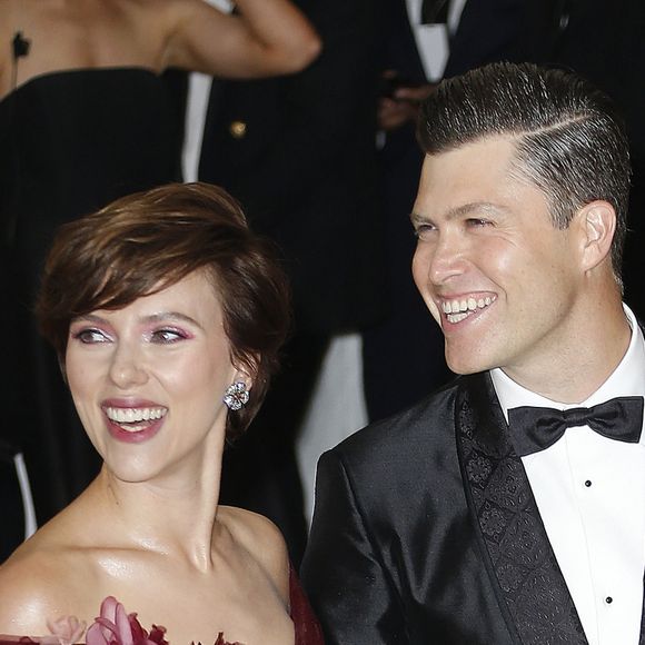 Scarlett Johansson et son compagnon Colin Jost Met Gala (Met Ball, Costume Institute Benefit) 2018 célébrant l'ouverture de l'exposition Heavenly Bodies: Fashion and the Catholic Imagination, au Metropolitan Museum of Art à New York, le 7 mai 2018. © Charles Guerin / Bestimage