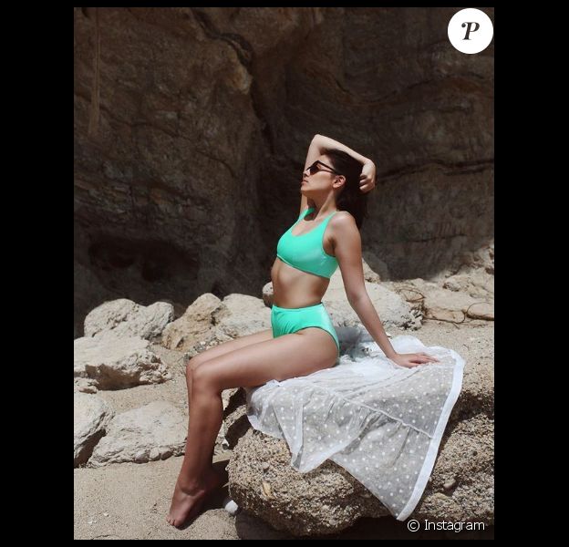 Agathe Auproux se dévoile sexy en bikini à Corfou, en Grèce, en mai 2019.