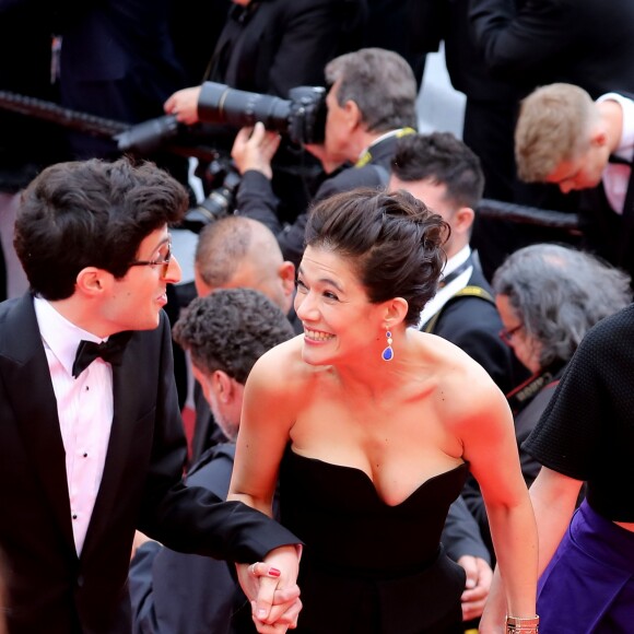 Jeremy Lewin, Mélanie Doutey, Lucie Digout assistent à la montée des marches du film "La belle époque" lors du 72ème Festival International du Film de Cannes. Le 20 mai 2019 © Jacovides-Moreau / Bestimage