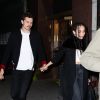 Zoë Kravitz et son compagnon Karl Glusman - Taylor Swift et son team de nuit quittent le Bowery Ballroom à New York le 13 octobre 2016