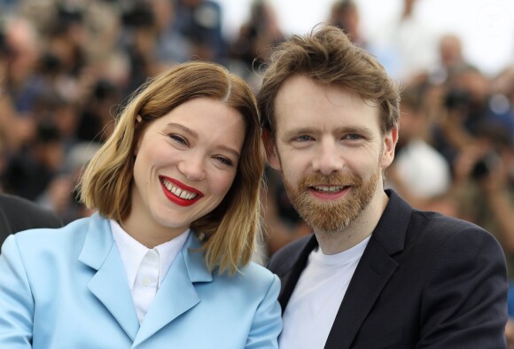 Léa Seydoux et Antoine Reinartz au photocall du film "Roubaix, une lumière (Oh mercy!)" lors du 72ème Festival International du film de Cannes, France, le 23 mai 2019. © Jacovides-Moreau/Bestimage