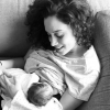 Honorine Magnier de "Sections de recherches" allaite son bébé et dévoile une photo sur Instagram, le 8 mai 2019