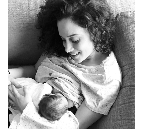 Honorine Magnier de "Sections de recherches" allaite son bébé et dévoile une photo sur Instagram, le 8 mai 2019