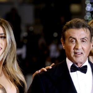 Sylvester Stallone, sa femme Jennifer Flavin et sa fille Sistine - Montée des marches du film "Rambo : First Blood" lors du 72ème Festival International du Film de Cannes. Le 24 mai 2019 © Jacovides-Moreau / Bestimage
