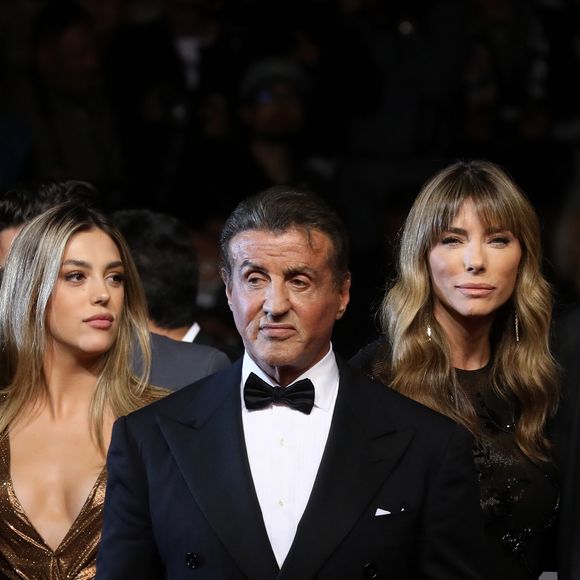 Sylvester Stallone, sa femme Jennifer Flavin et sa fille Sistine - Montée des marches du film "Rambo : First Blood" lors du 72ème Festival International du Film de Cannes. Le 24 mai 2019 © Jacovides-Moreau / Bestimage