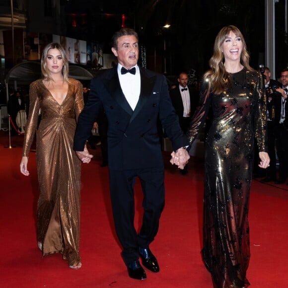 Sylvester Stallone, sa femme Jennifer Flavin et sa fille Sistine - Montée des marches du film "Rambo : First Blood" lors du 72ème Festival International du Film de Cannes. Le 24 mai 2019 © Jacovides-Moreau / Bestimage