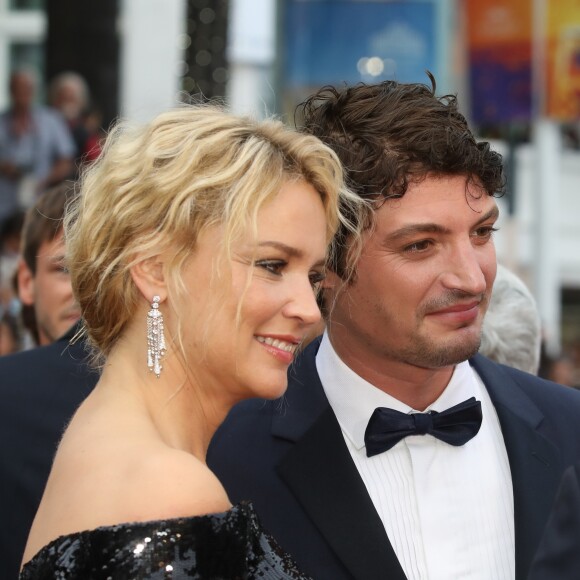 Virginie Efira et son compagnon Niels Schneider à la première de "Sybil" lors du 72ème Festival International du Film de Cannes, le 24 mai 2019. © Denis Guignebourg/Bestimage