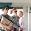Exclusif - Jamie Bell est allé faire du shopping au centre commercial The Grove avec son fils et sa femme Kate Mara à Los Angeles, le 4 novembre 2018.