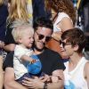 Jamie Bell emmène son fils et sa petite amie Kate Mara à la foire à Malibu, le 7 septembre 2015.