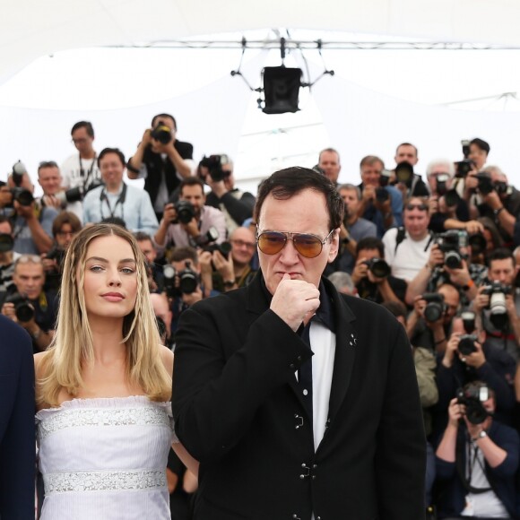 Leonardo DiCaprio, Margot Robbie, Quentin Tarantino, Brad Pitt - Photocall du film "Once upon a time in Hollywood" lors du 72ème festival du film de Cannes le 22 mai 2019. © Jacovides-Moreau/Bestimage