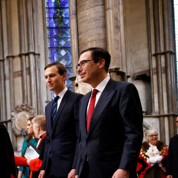Donald Trump et sa femme Melania en visite à l'abbaye de Westminster à Londres le 3 juin 2019, où ils ont déposé une couronne de fleurs sur la tombe du soldat inconnu.