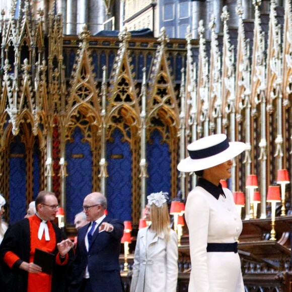 Donald Trump et sa femme Melania en visite à l'abbaye de Westminster à Londres le 3 juin 2019, où ils ont déposé une couronne de fleurs sur la tombe du soldat inconnu.