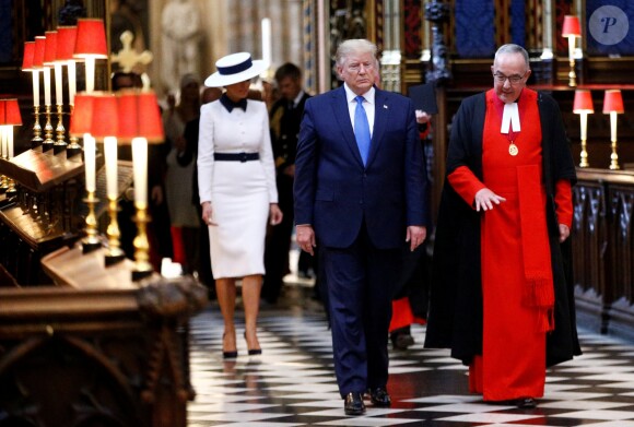 Donald Trump et sa femme Melania en visite à l'abbaye de Westminster à Londres le 3 juin 2019, où ils ont déposé une couronne de fleurs sur la tombe du soldat inconnu.