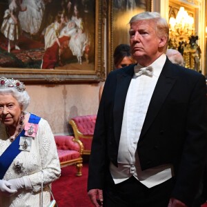 La reine Elizabeth II et le président américain Donald Trump au palais de Buckingham le 3 juin 2019 pour le dîner de gala donné par la monarque en l'honneur de la visite officielle du couple présidentiel.