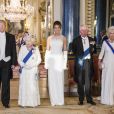 Donald Trump reçu, avec son épouse Melania, par la reine Elisabeth II d'Angleterre, Le prince Charles, prince de Galles, et Camilla Parker Bowles, duchesse de Cornouailles, lors d'un dîner d'Etat à Buckingham Palace, à Londres. Ce banquet fut organisé dans le cadre d'une visite de trois jours dans la capitale britannique du président américain. Le 3 juin 2019.