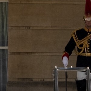 Melania Trump, la reine Elisabeth II d'Angleterre, Donald Trump, le prince Charles, Camilla Parker Bowles, duchesse de Cornouailles - Le président des Etats-Unis et sa femme accueillis au palais de Buckingham à Londres. Le 3 juin 2019