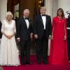 Donald Trump et sa femme Melania Trump (en Givenchy) avec le prince Charles et Camilla Parler Bowles, la duchesse de Cornouailles - Dîner en l'honneur du président D. Trump à la Winfield House, Londres, lors de sa visite officielle au Royaume Uni, le 4 juin 2019.