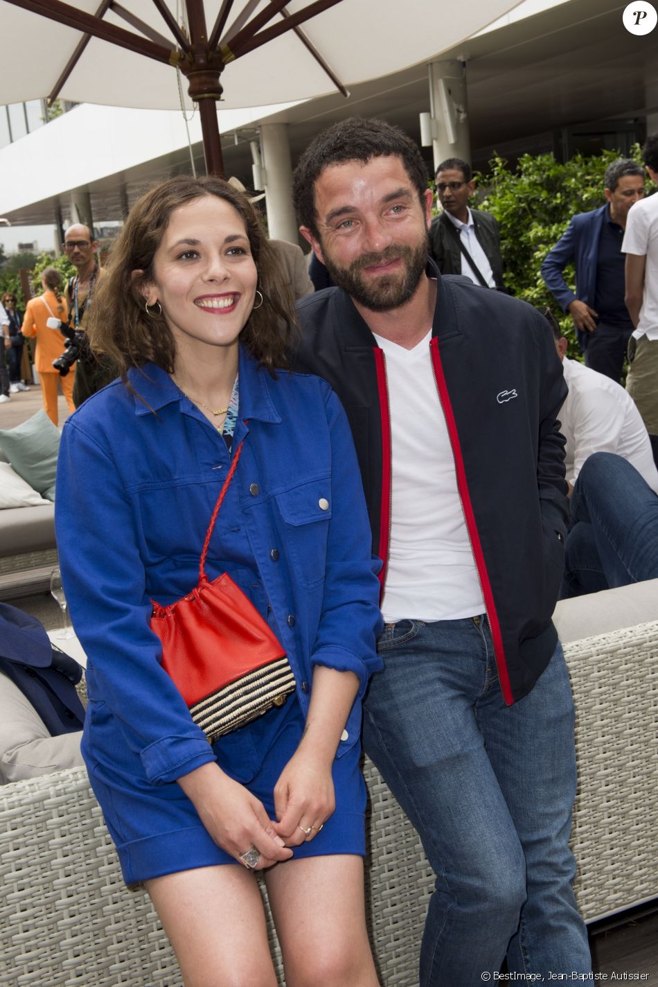 Alysson Paradis et son compagnon Guillaume Gouix dans les tribunes lors des internationaux de Alysson Paradis et son compagnon Guillaume Gouix dans les tribunes lors des internationaux de