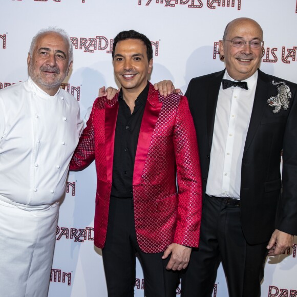 Guy Savoy, Kamel Ouali et Walter Butler - Photocall de la générale "L'Oiseau Paradis" au Paradis Latin à Paris le 6 juin 2019. © Olivier Borde/Bestimage