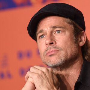 Brad Pitt à la conférence de presse du film Once upon a time in Hollywood lors du 72ème Festival International du film de Cannes. Le 22 mai 2019 © Jacovides-Moreau / Bestimage