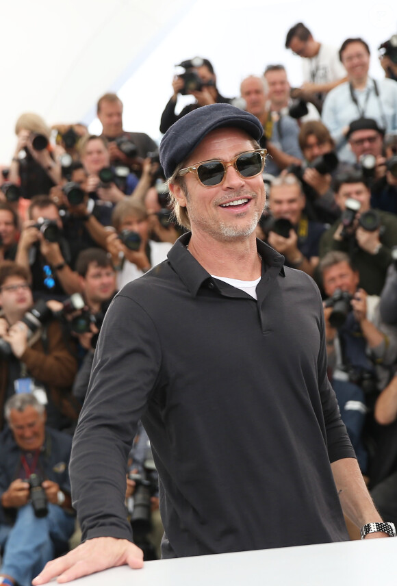 Brad Pitt - Photocall du film "Once upon a time in Hollywood" lors du 72ème festival du film de Cannes le 22 mai 2019. © Jacovides-Moreau/Bestimage