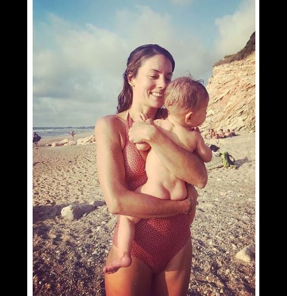 Natasha Andrews poste une photo de sa fille Lola sur son compte Instagram le 8 mars 2019.