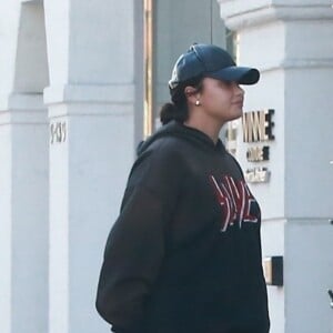 Exclusif - Demi Lovato dans les rues de Los Angeles après avoir annoncé sur son compte instagram avoir rechuté. Los Angeles, le 15 mars 2019