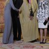 Le roi Felipe VI et la reine Letizia d'Espagne lors d'un dîner avec le prince d'Arabie Saoudite, Mohammed ben Salmane Al Saoud, au palais de Zarzuela à Madrid, le 12 avril 2018.