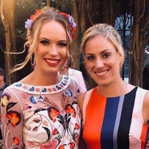 La joueuse de tennis Angelique Kerber a publié des photos du mariage de Caroline Wozniacki et David Lee célébré en Toscane le 15 juin 2019.
