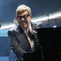 Elton John enflamme Paris : Nolwenn Leroy, Isabelle Adjani, les stars conquises