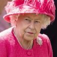 La reine Elisabeth II d'Angleterre lors des courses de chevaux à Ascot le 21 juin 2019.
