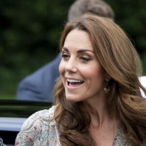 Kate Catherine Middleton, duchesse de Cambridge, lors d'un atelier à la Royal Photographic Society à Londres. Le 25 juin 2019