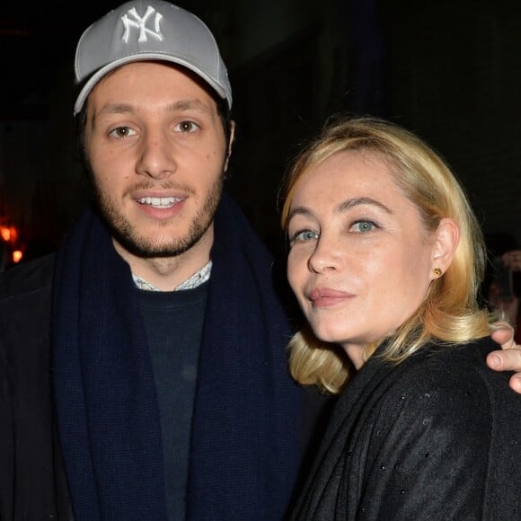 Emmanuelle Béart et Vianney  lors dela soirée de lancement du Best-Seller "Le retour du jeune prince" d'A.G. Roemmers à l'Atelier des Lumières à Paris, France, le 10 avril 2019.© Veeren/Bestimage