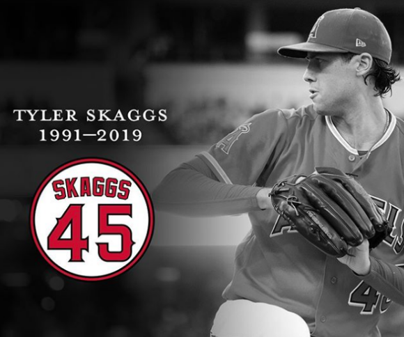 Mort du jeune joueur de baseball Tyler Skaggs- Hommage de son équipe, les Angels, le 2 juillet 2019.