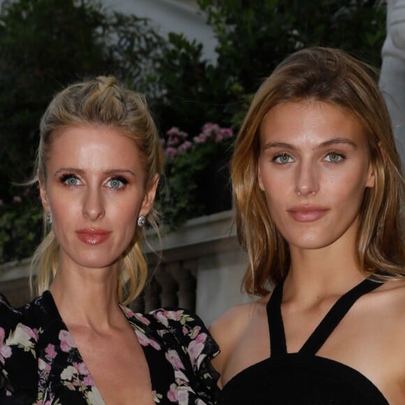 Nicky Hilton Rotschild et Madison Headrick arrivent à la soirée de lancement du parfum "7 lovers" de Carine Roitfeld à l'hôtel Peninsula de Paris, France, le 1er juillet 2019. © Veeren-Clovis/Bestimage