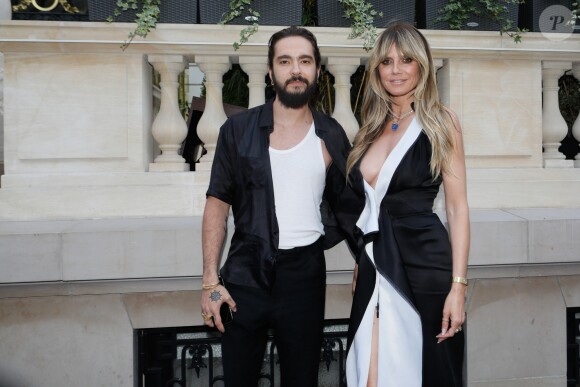 Heidi Klum et son fiancé Tom Kaulitz arrivent à la soirée de lancement du parfum "7 lovers" de Carine Roitfeld à l'hôtel Peninsula de Paris, France, le 1er juillet 2019. © Veeren-Clovis/Bestimage