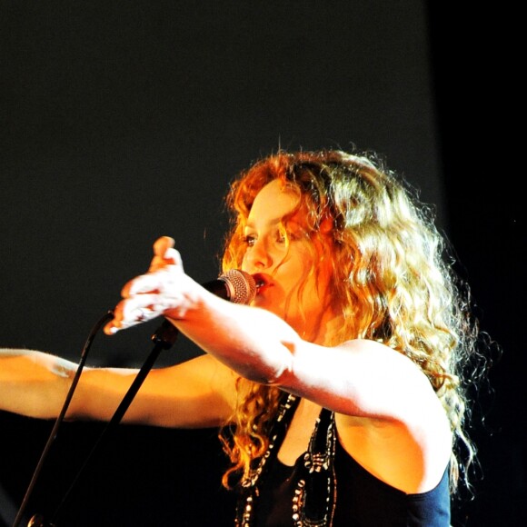 Archives - Vanessa Paradis en concert lors des Solidays 2010 à Paris, France, le 26 juin 2010. © JLPPA/Bestimage