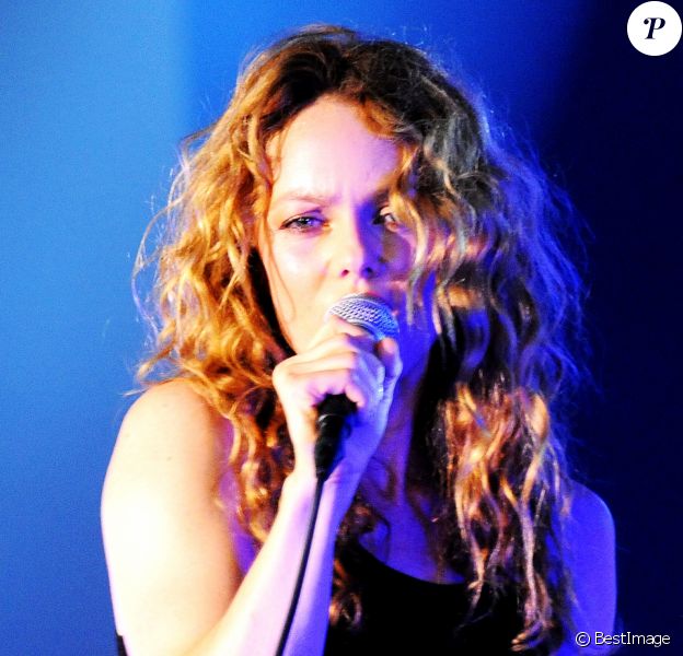 Archives - Vanessa Paradis en concert lors des Solidays 2010 à Paris, France, le 26 juin 2010. © JLPPA/Bestimage
