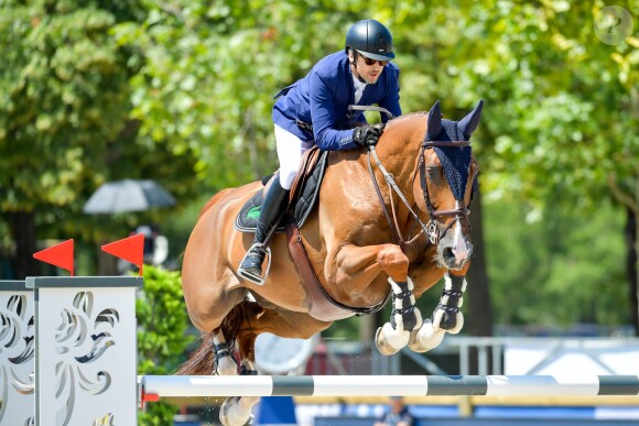 Guillaume Canet sur Sweet Boy d'Alpa 187 pendant le Prix Renault en faveur de l'association Imagine for Margo lors du Longines Paris Eiffel Jumping au Champ de Mars à Paris, France, le 6 juillet 2019. © Pierre Perusseau/Bestimage