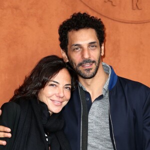 Tomer Sisley et sa femme Sandra - People au village pour la finale hommes lors des internationaux de France de tennis de Roland Garros 2019 à Paris le 9 juin 2019. © Jacovides - Moreau / Bestimage