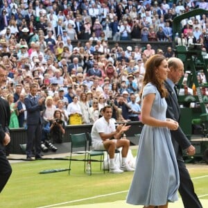 Finale homme du tournoi de Wimbledon "Novak Djokovic - Roger Federer (7/6 - 1/6 - 7/6 - 4/6 - 13/12)" à Londres. Catherine (Kate) Middleton, duchesse de Cambridge, est venue remettre les trophées aux joueurs. Londres, le 14 juillet 2019.