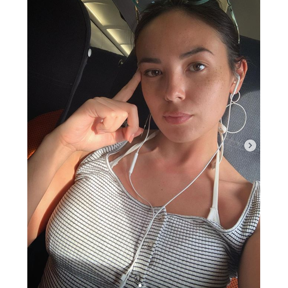 Agathe Auproux se dévoile sans maquillage et sans ses lunettes sur Instagram, le 16 juillet 2019.