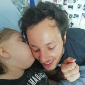 Elise Devos sur Facebook- Rencontre avec le chanteur Vianney.