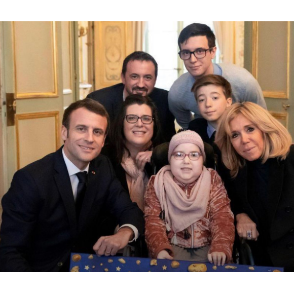 Guillaume Gomez sur Twitter- rencontre avec Elise, fillette handicapée, Emmanuel Macron et Brigitte Macron.