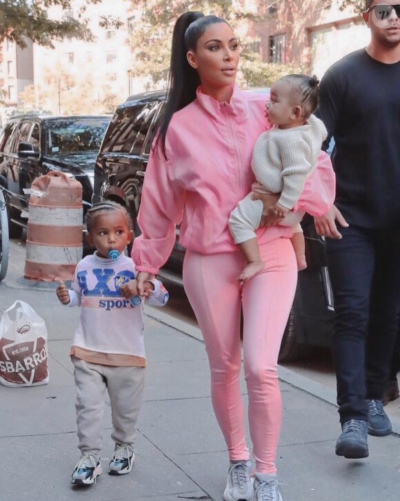 Kim Kardashian et ses enfants Saint et Chicago West.