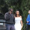 Exclusif - Kim Kardashian et son mari Kanye West arrivent à un diner privé au restaurant Crustacean à Beverly Hills, Los Angeles, le 30 juin 201