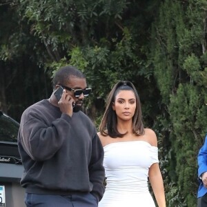 Exclusif - Kim Kardashian et son mari Kanye West arrivent à un diner privé au restaurant Crustacean à Beverly Hills, Los Angeles, le 30 juin 201