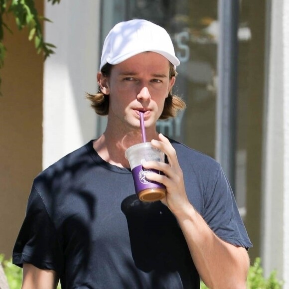 Exclusif - Patrick Schwarzenegger dans les rues de West Hollywood le 12 juin 2019.